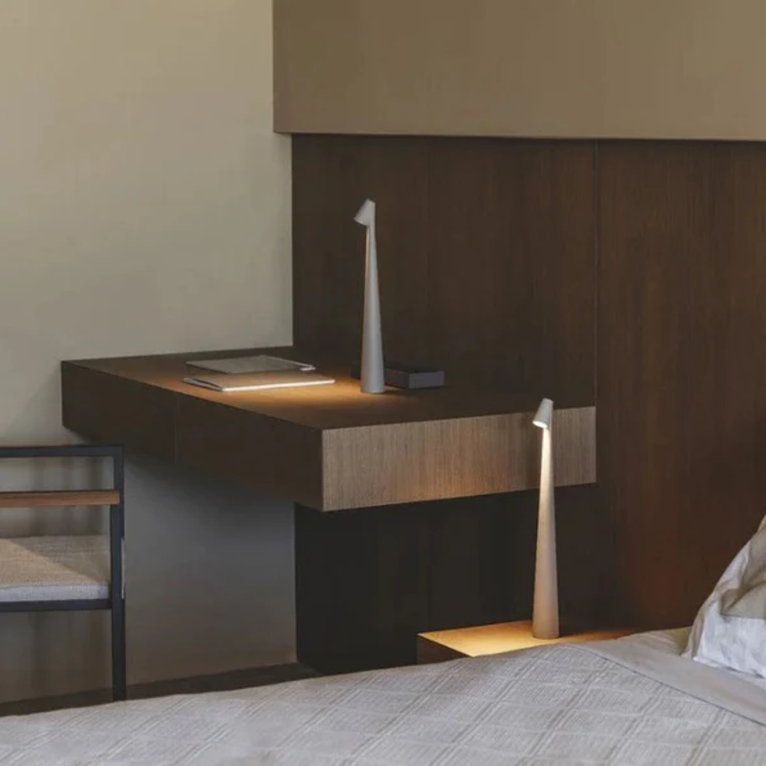 Scandinavische LED Tafellamp | Draadloze Lamp