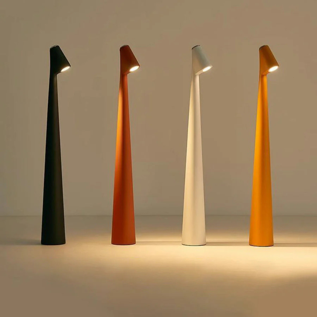 Scandinavische LED Tafellamp | Draadloze Lamp
